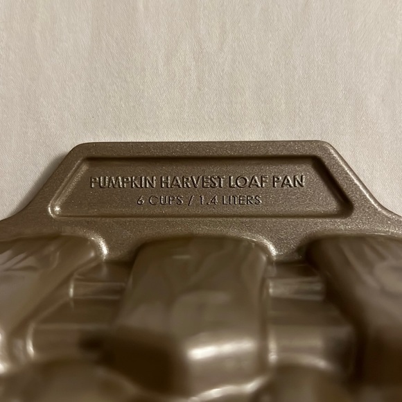 Nordic Ware Fall Pumpkin Harvest Loaf Pan - Picture 2 of 7